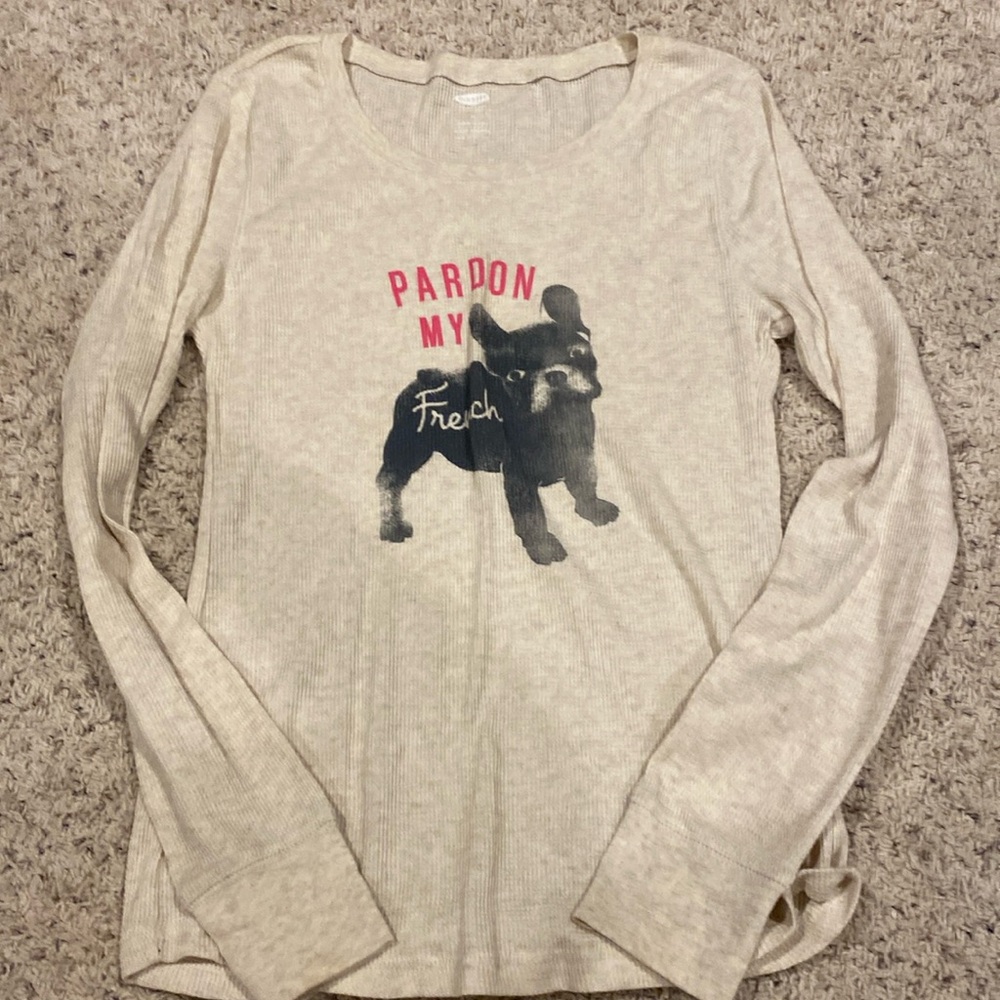 Long sleeve graphic shirt